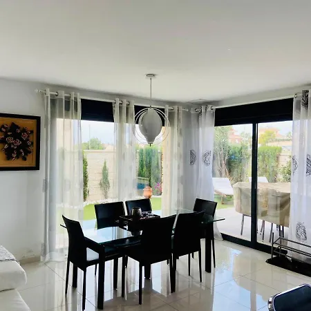 Luxury With Private Pool Villa *