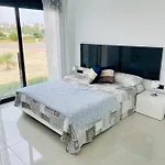 Luxury With Private Pool Villa *