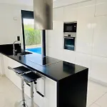 Luxury With Private Pool Villa
