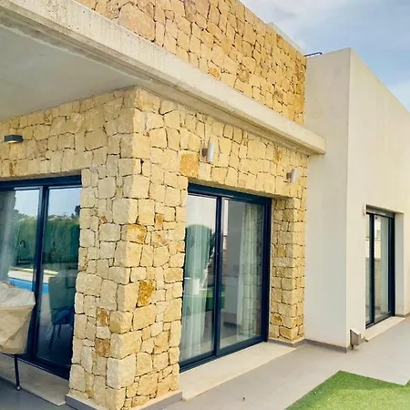 Luxury With Private Pool Villa *